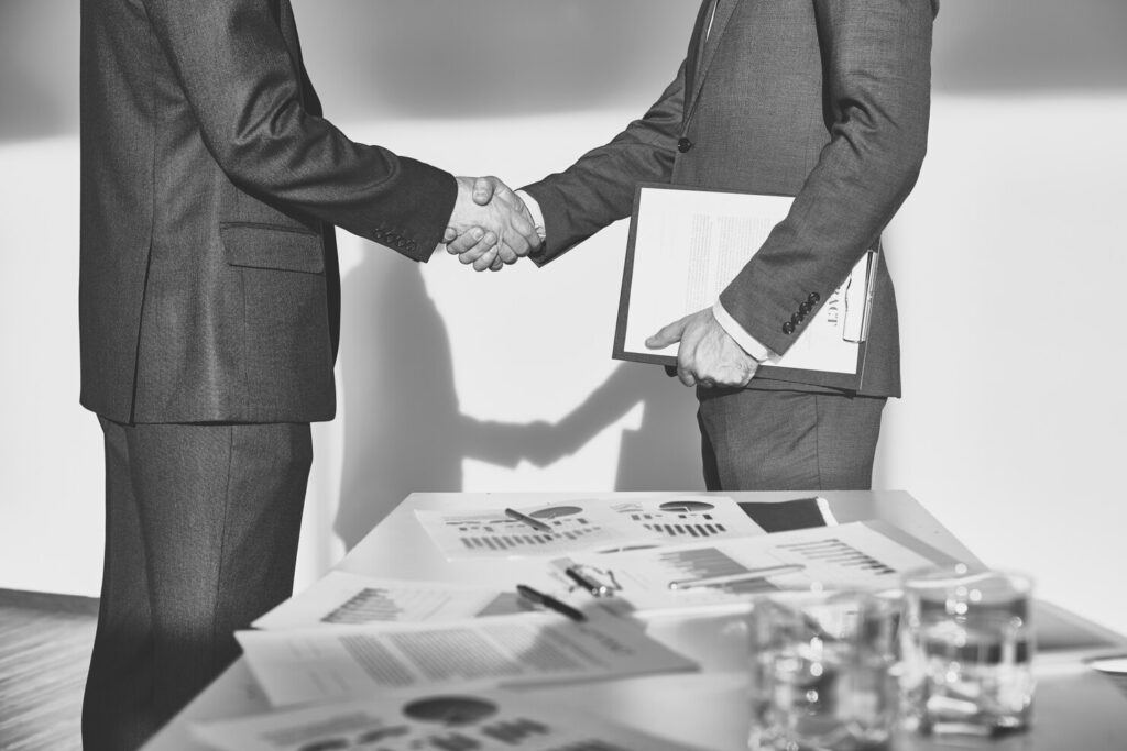 business-agreement-black-white_1098-19-1 - Seahawk white-label-partnerships