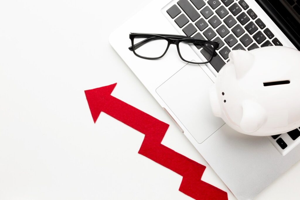 concept-economy-with-piggy-bank-arrow_23-2148525290 - Seahawk Financial-Impact-After-Elementor-Security-Vulnerabilities