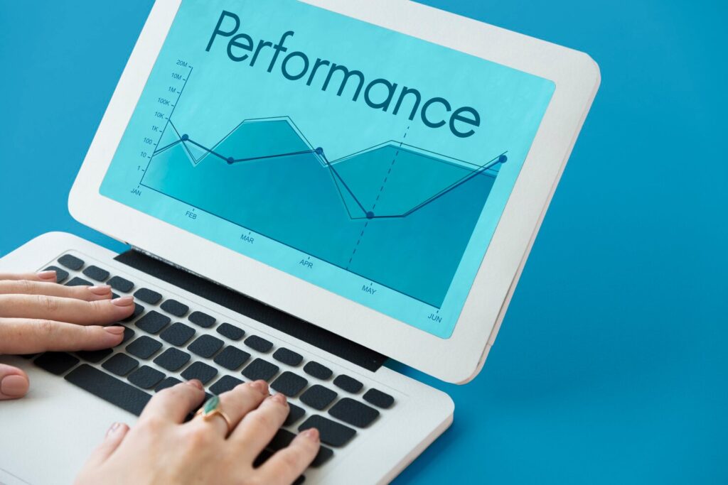 corporate-business-line-graph-report_53876-124017 - Seahawk performance-silverstripe-vs-wordpress