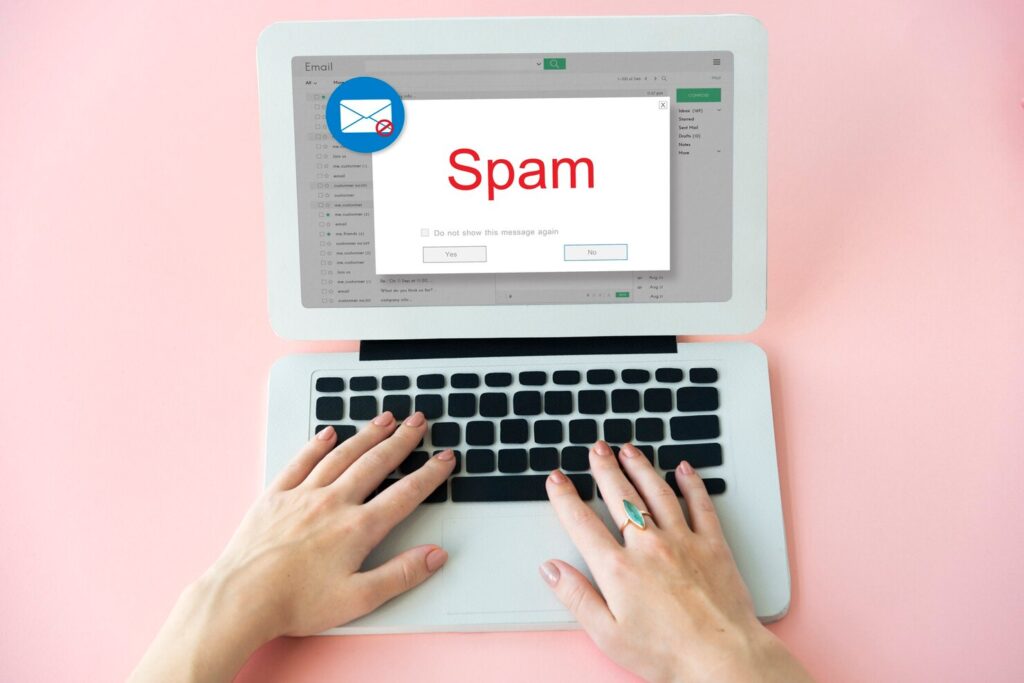 e-mail-popup-warning-window-concept_53876-127351 - Seahawk spam-add-on-website-How-to-check If-Your-WordPress-Site-Is-Hacked