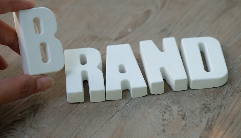 key-features-of-a-brand-slogan-examples