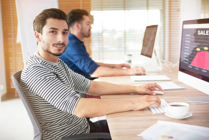 4 Easy Methods to Convert a Google AI Studio Website into a WordPress Theme 78 WordPress conversion service professional developer working on AI generated website